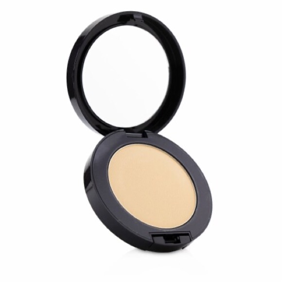 Estee Lauder Set. Blur. Finish. Perfecting Pressed Powder Light Medium😍